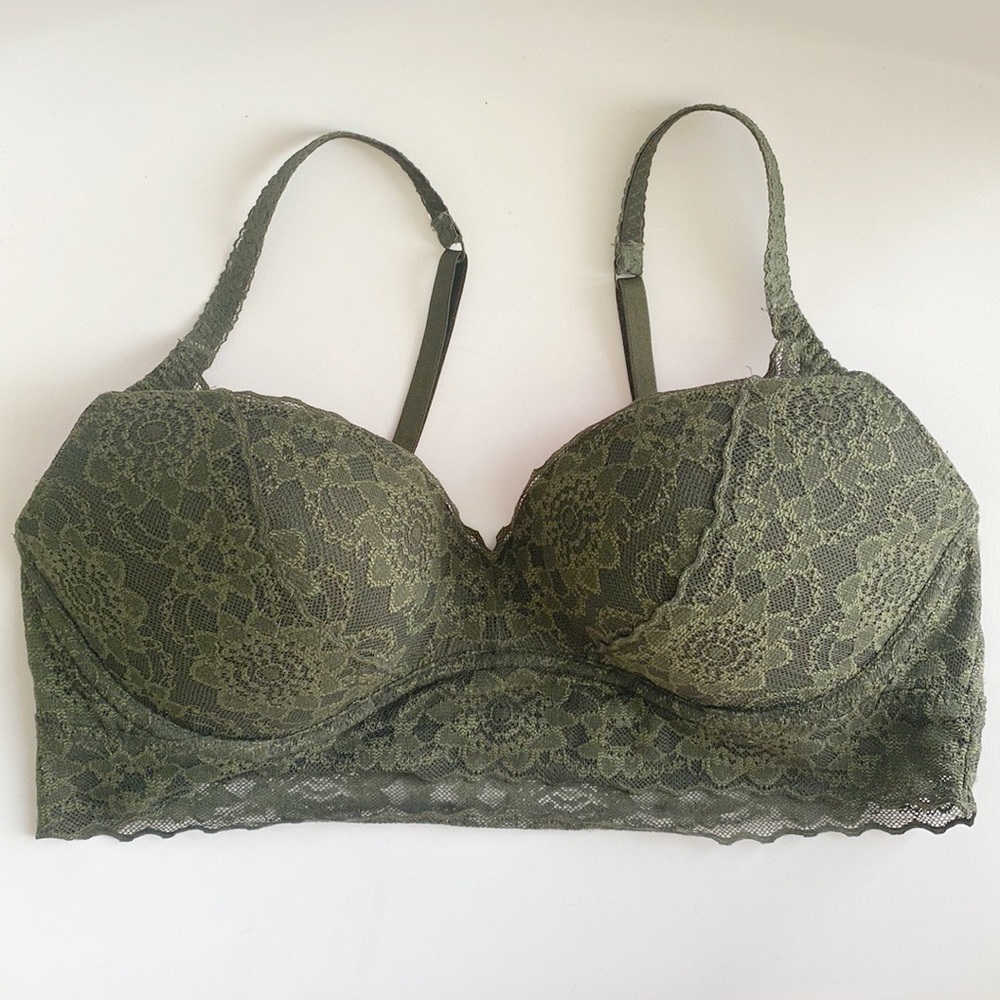 Victoria’s Secret Pink Lace Bralette